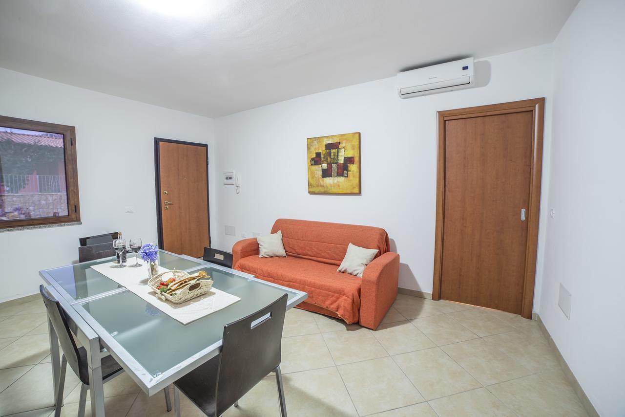 Marina di Gairo Babai Village Resort מראה חיצוני תמונה