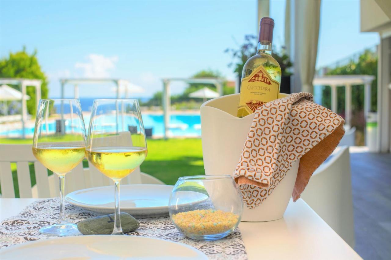 Marina di Gairo Babai Village Resort מראה חיצוני תמונה