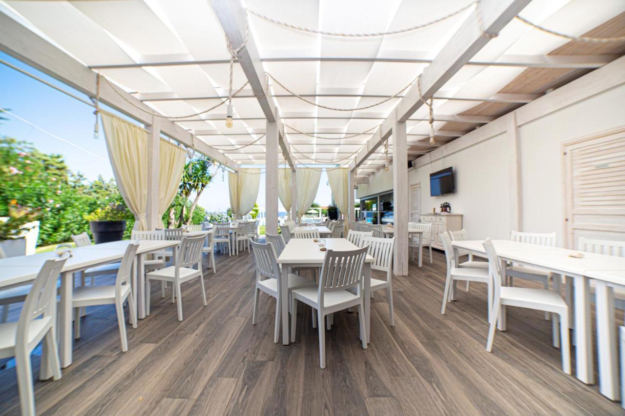 Marina di Gairo Babai Village Resort מראה חיצוני תמונה