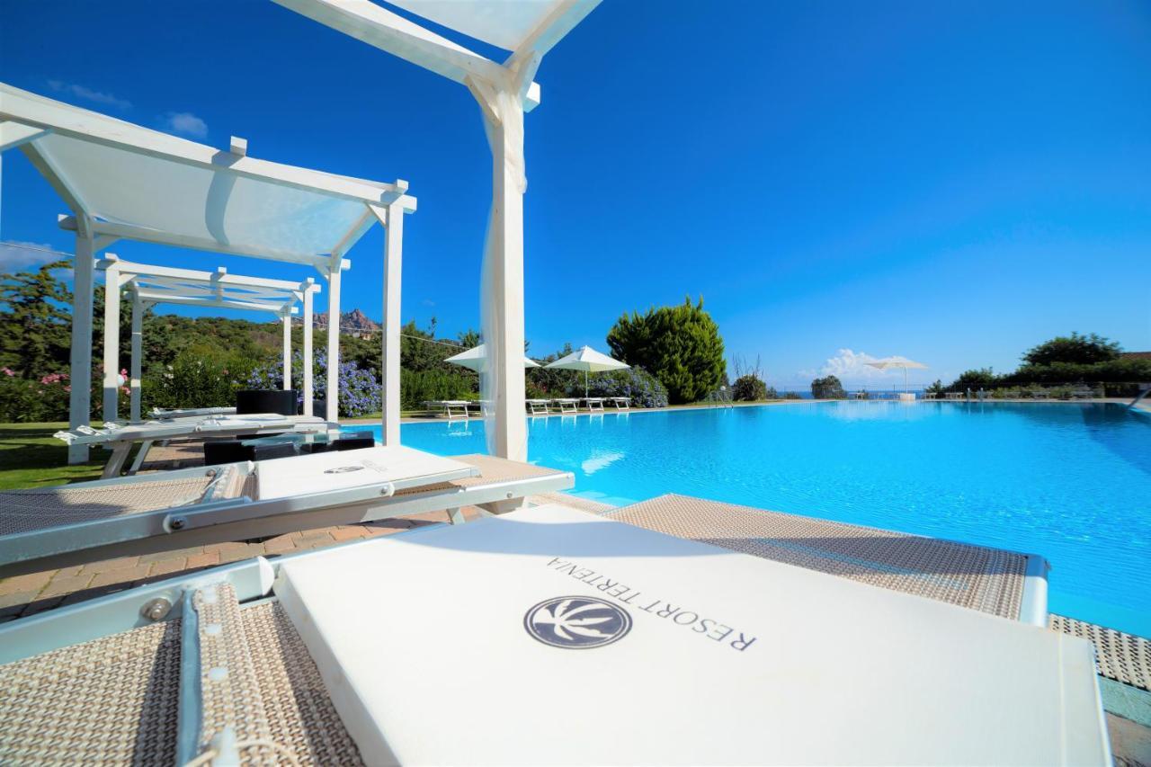 Marina di Gairo Babai Village Resort מראה חיצוני תמונה